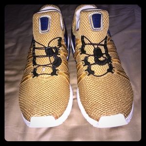 Nike Gravity Sneakers